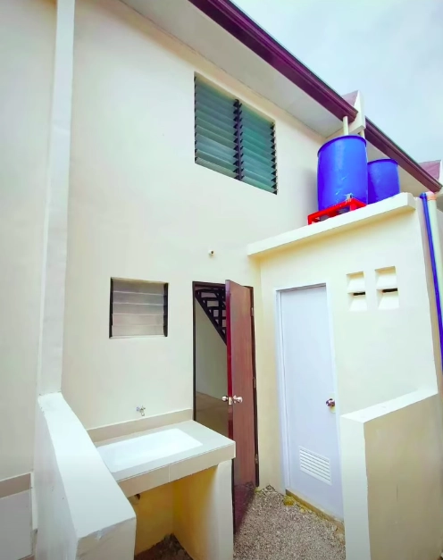 UD ORMOC | RAW HOUSE BACK